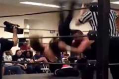 レスラーが素人女性にパワーボムをしかけ病院送りに・・・