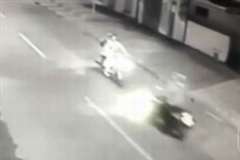 バイクの逆走により起こった事故