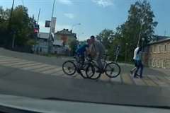 自転車同士の正面衝突事故