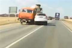 居眠り運転の末路・・・女性ドライバー死亡