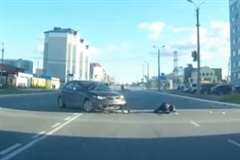 左折をしようとした車にバイクが衝突しライダー死亡