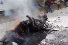 事故で炎上しバイクと共に黒焦げに焼かれたライダー