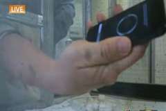 蚊よけアプリは本当に有効？アメリカのニュースレポーターが体を張って証明する