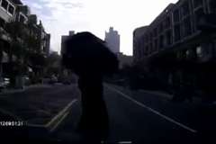 悪質すぎる轢き逃げの一部始終が映されたドラレコ映像