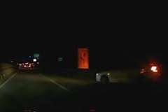 高速道路で突然Uターンした車と衝突！