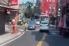 当たり屋と見られても仕方がない歩行者の飛び出し